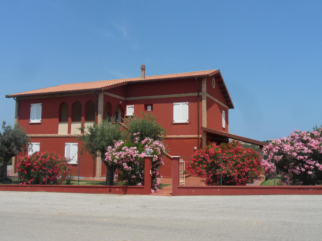 Fattoria Cerreto Mosciano SantʼAngelo Exterior foto