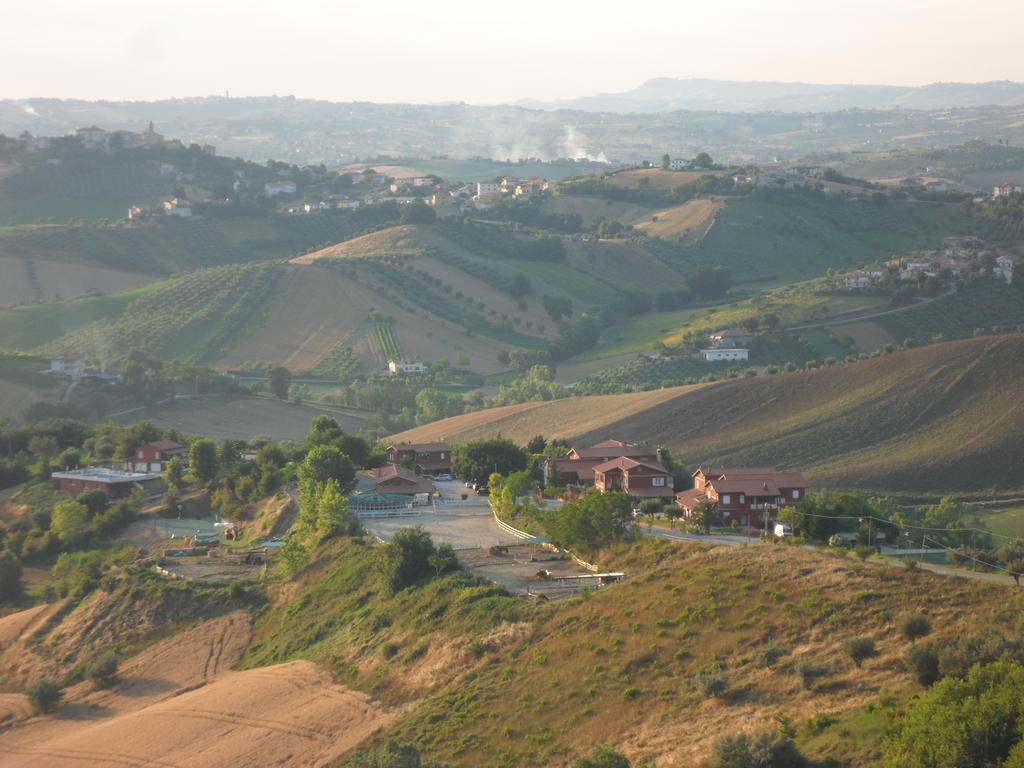 Fattoria Cerreto Mosciano SantʼAngelo Exterior foto