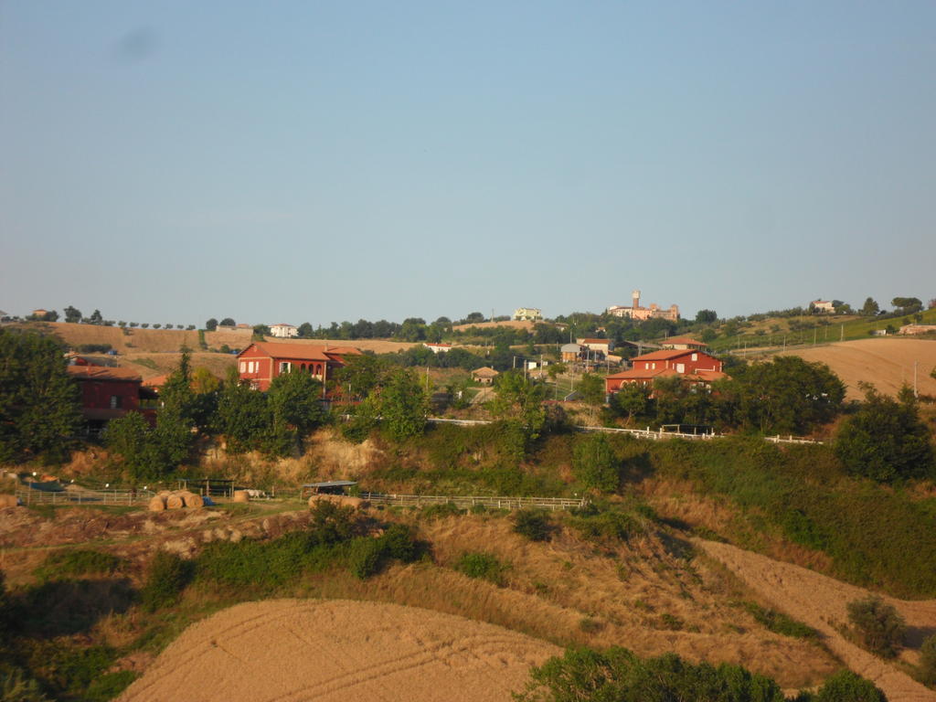 Fattoria Cerreto Mosciano SantʼAngelo Exterior foto