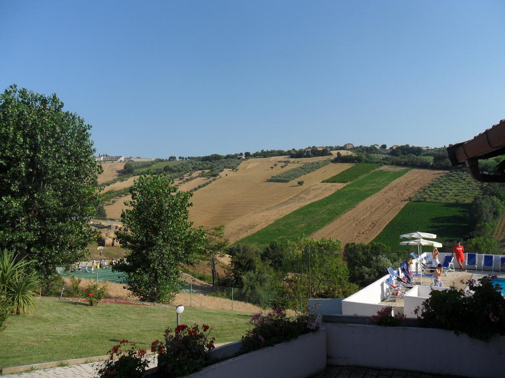 Fattoria Cerreto Mosciano SantʼAngelo Exterior foto