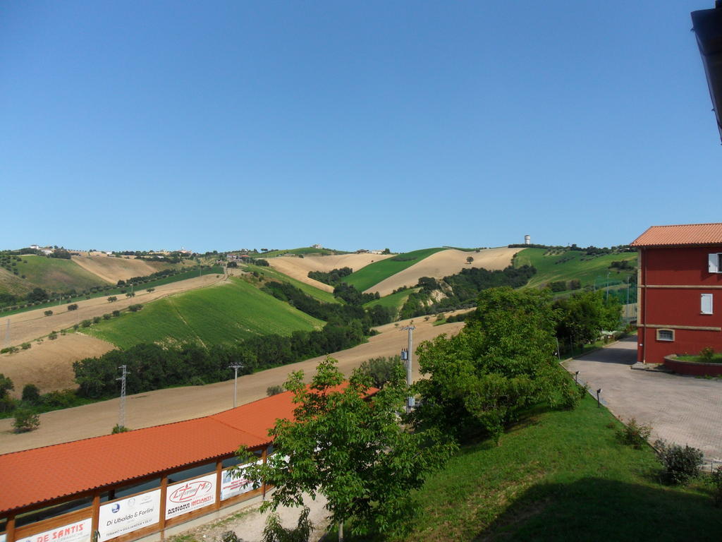 Fattoria Cerreto Mosciano SantʼAngelo Exterior foto